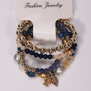 Multilayer Leaf Pendant Bracelet